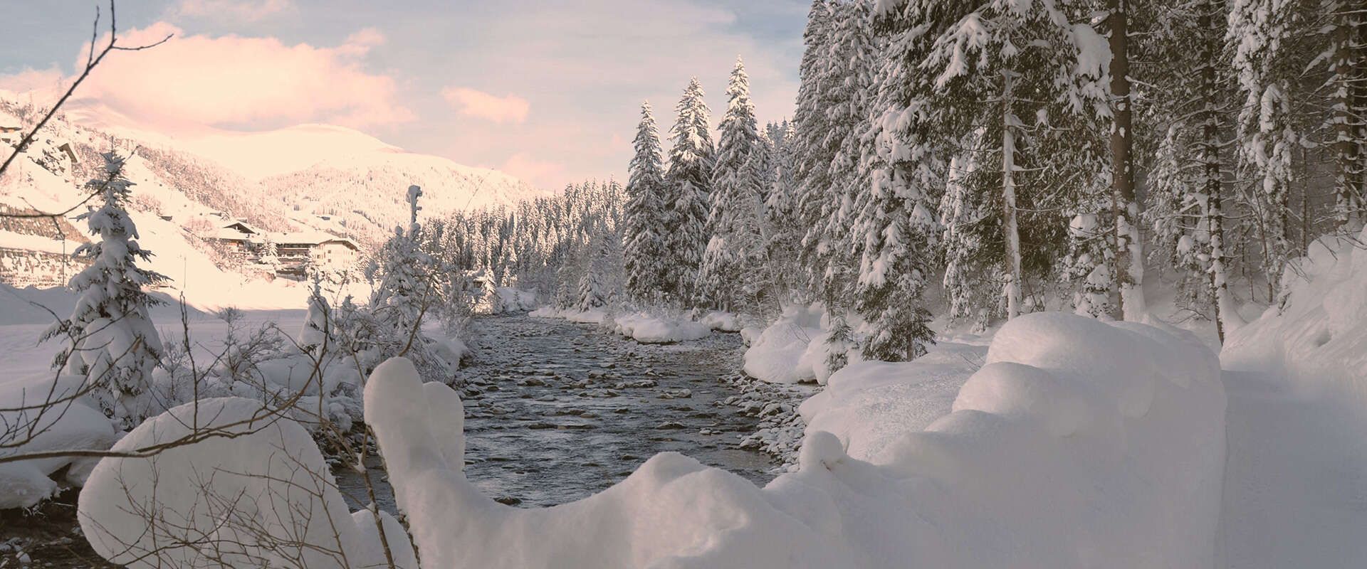 Winterlandschaft am Gerlos Fluss